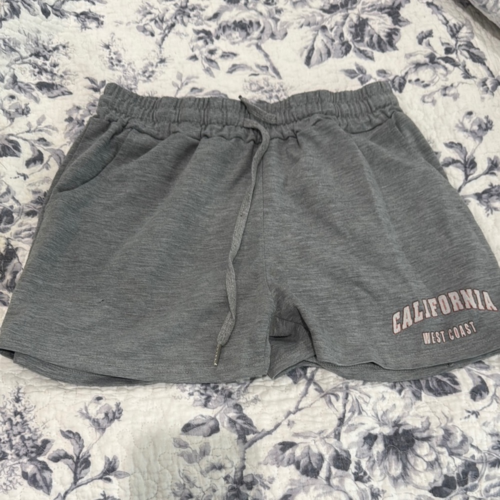 SHEIN Gray Athletic Shorts with Elastic Waistband